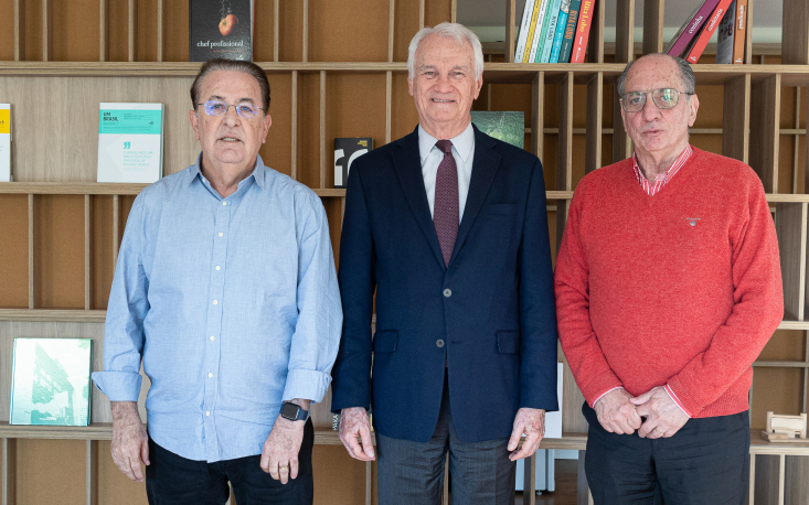 69025c6bbc831-edilson_dias_36340 Luiz Carlos Motta, Ivo Dall'Acqua e Ricardo Patah, presidente do Sindicato dos Comerciários de São Paulo