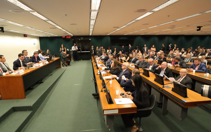 69fb90178c6cc-1t7a2934 Comitiva participa da primeira reunião da comissão especial sobre a PEC da escala 6x1