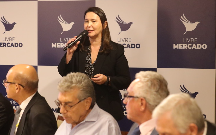 69fe438ac8a1e-1t7a4078 Sarina Manata, assessora da FecomercioSP, aborda proposta de atualização da Entidade