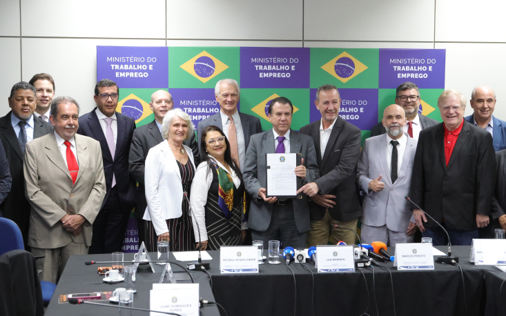 6a5fdea41cb7a-0i6a5735 Diálogo tripartite entre empregadores, trabalhadores e governo possibilitou a construção do texto